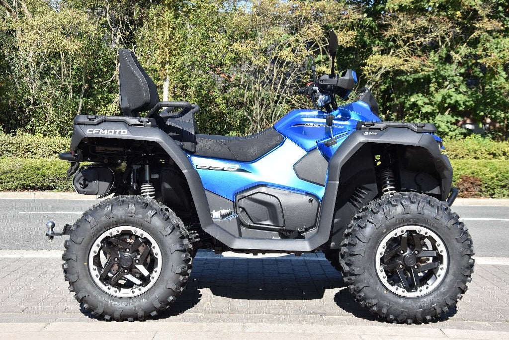 CFMOTO - CFORCE - 850 Touring Premium, Motos, Plus de 35 kW, 2 cylindres, 850 cm³