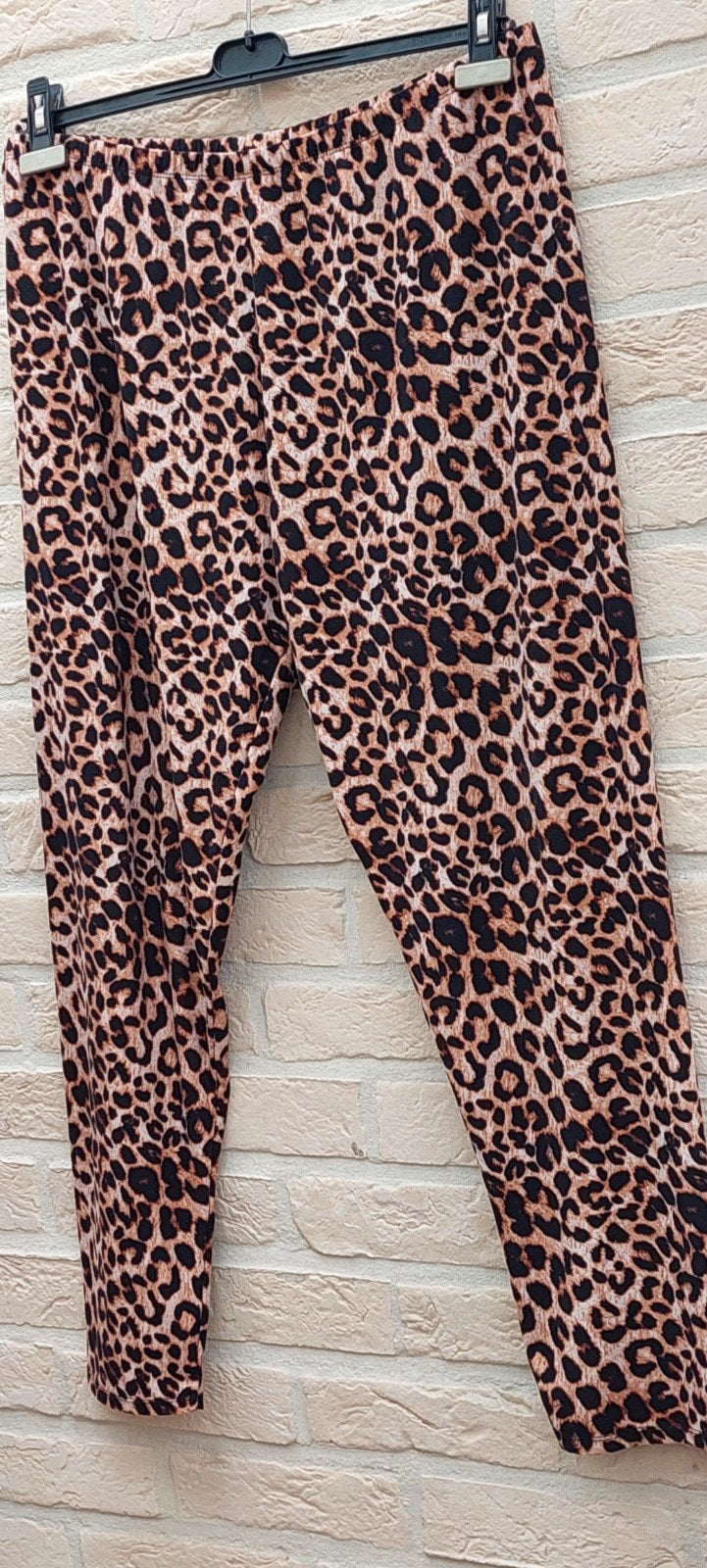 broek 5xl 44(88)plat gemeten nog veel uitrekbaar, Kleding | Dames, Grote Maten, Ophalen of Verzenden, Zo goed als nieuw, Overige kleuren