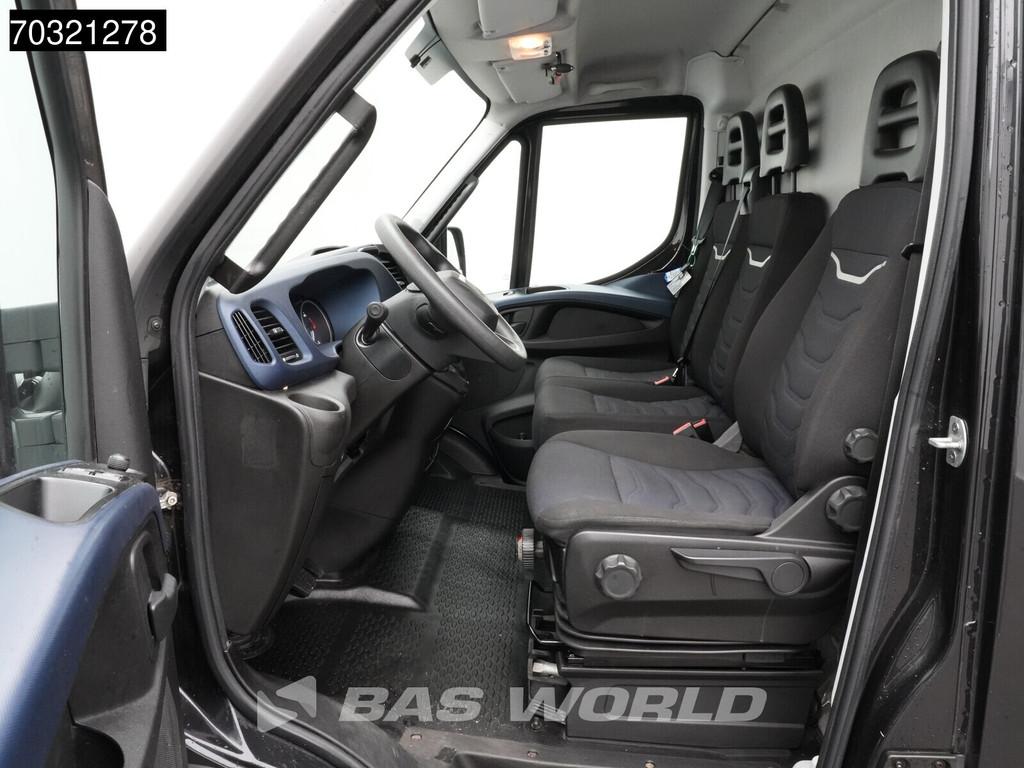 Iveco Daily 35C18 3.0L Automaat Dubbellucht L2H1 3,5t Trekha, Auto's, Automaat, Stof, Gebruikt, Euro 6