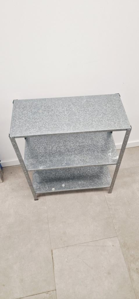 Étagère métallique, Animaux & Accessoires, Reptiles & Amphibiens | Accessoires, Enlèvement