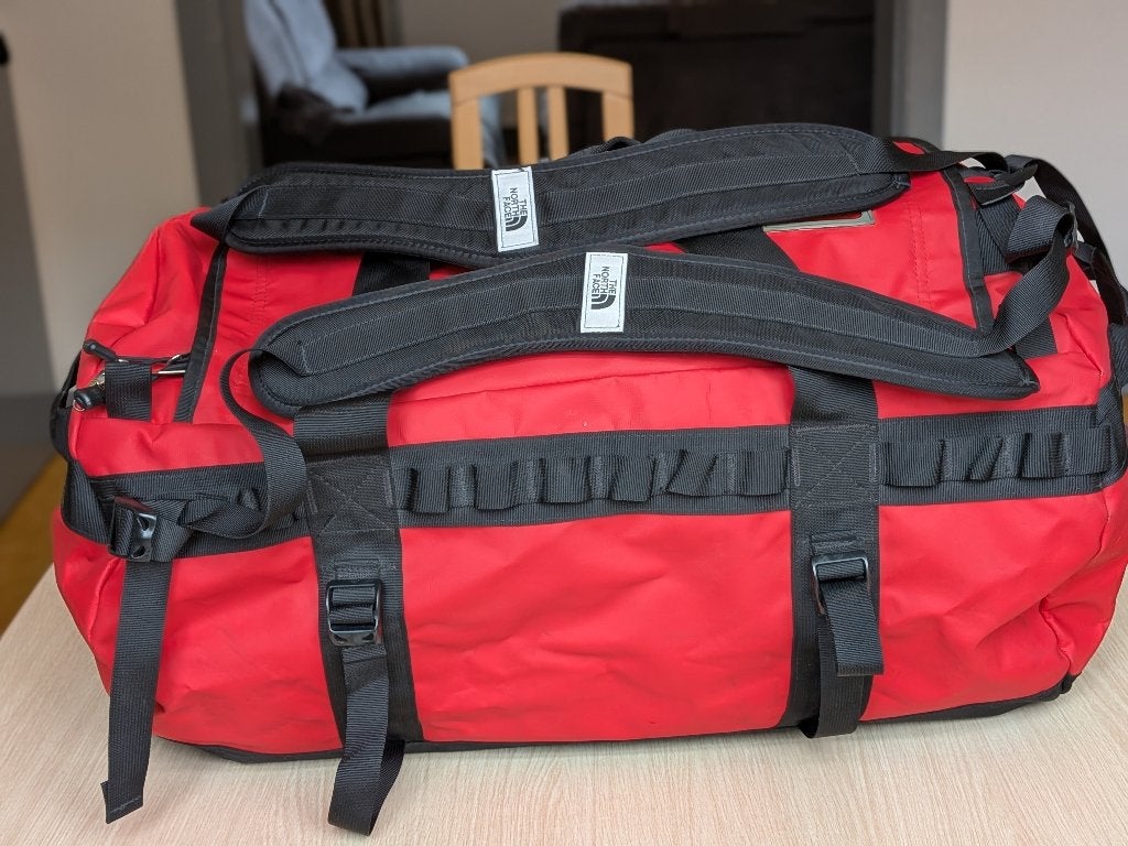 The North Face – Sac de voyage rouge et noir – Taille M, Enlèvement, Utilisé, Rouge