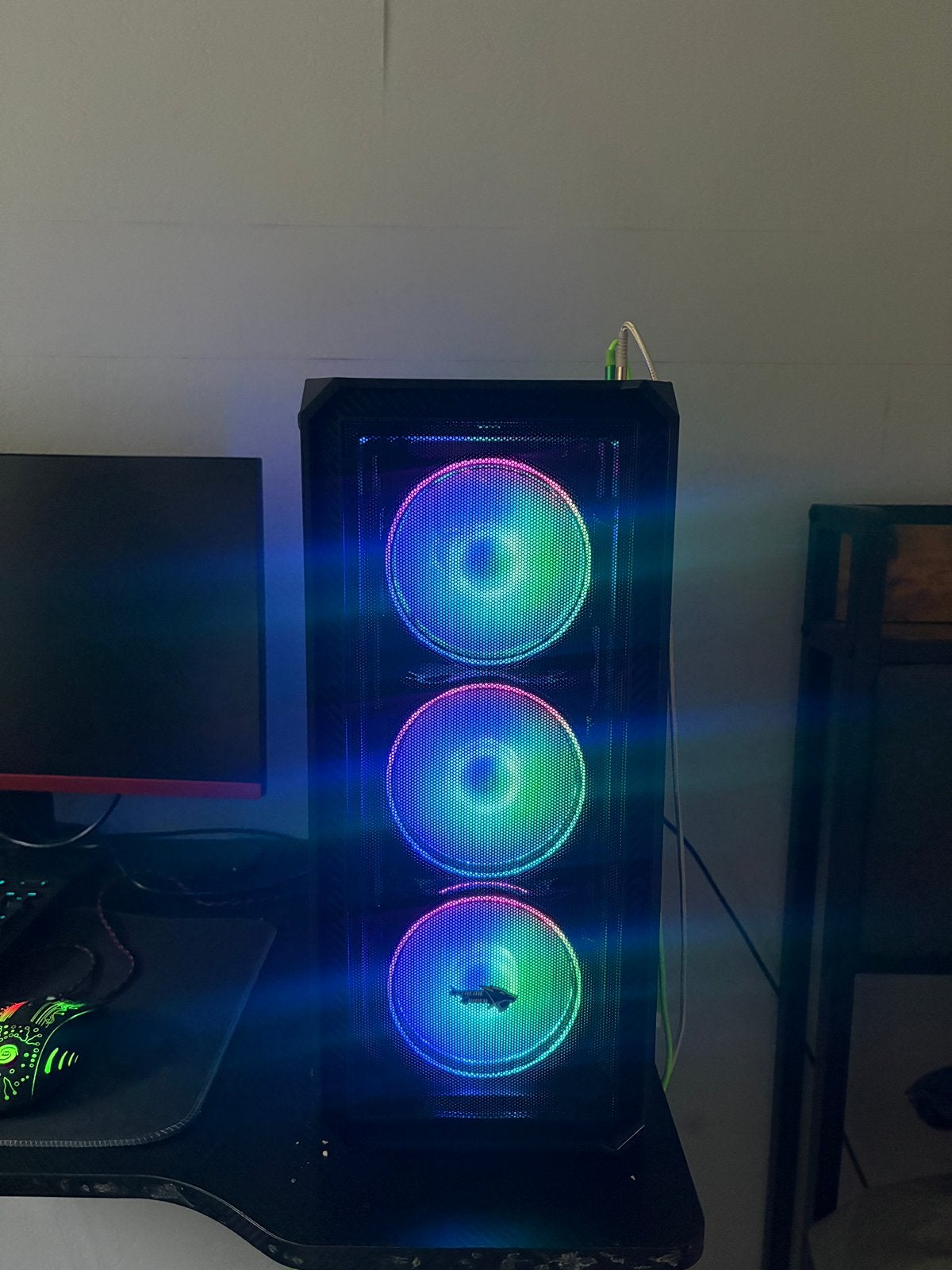 AMD Ryzen 7 5700X - 16GB - 1 TB - GeForce RTX 5060, Ophalen, Zo goed als nieuw, 16 GB
