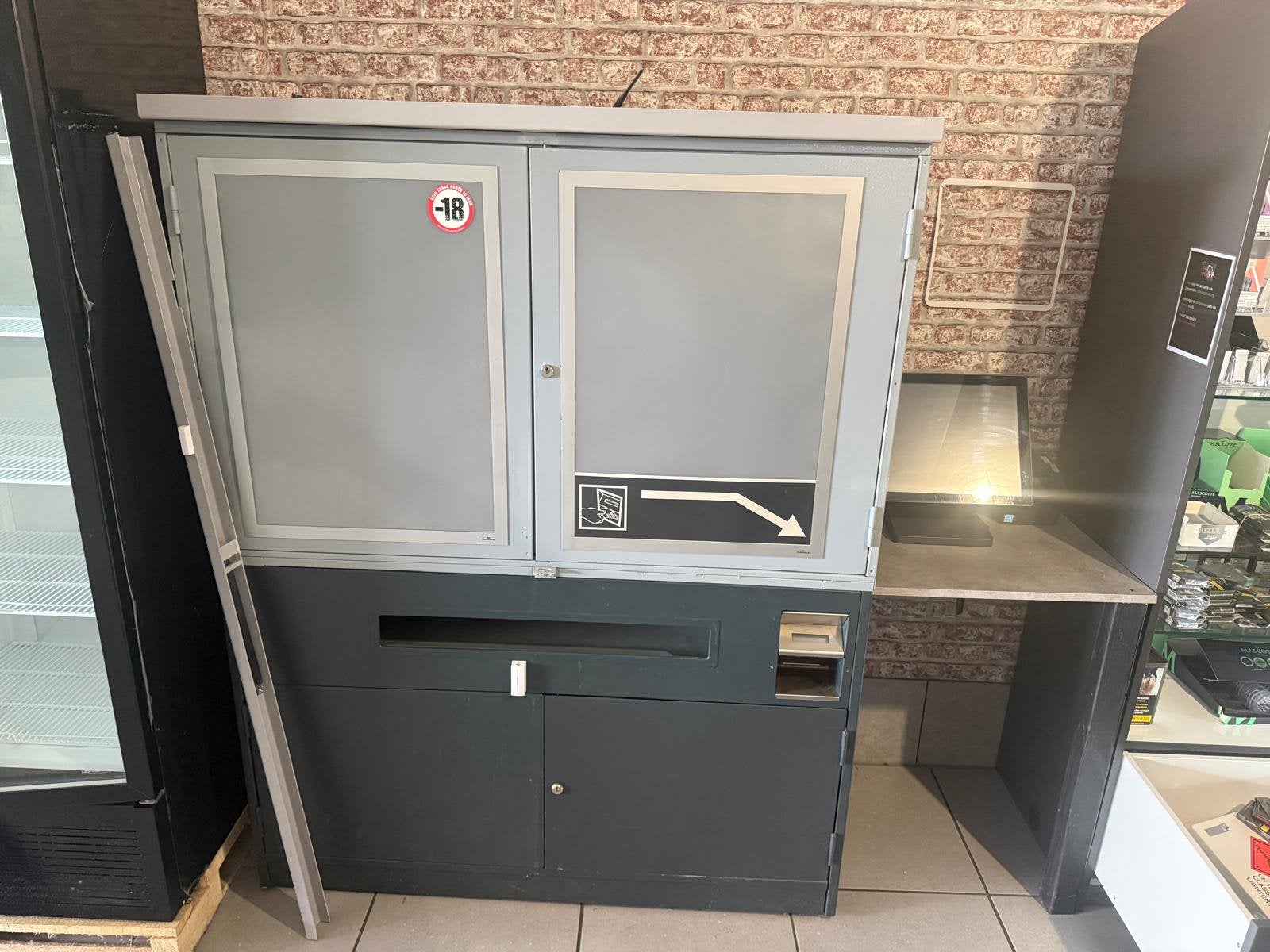 Volledige horeca inboedel, Zakelijke goederen, Ophalen