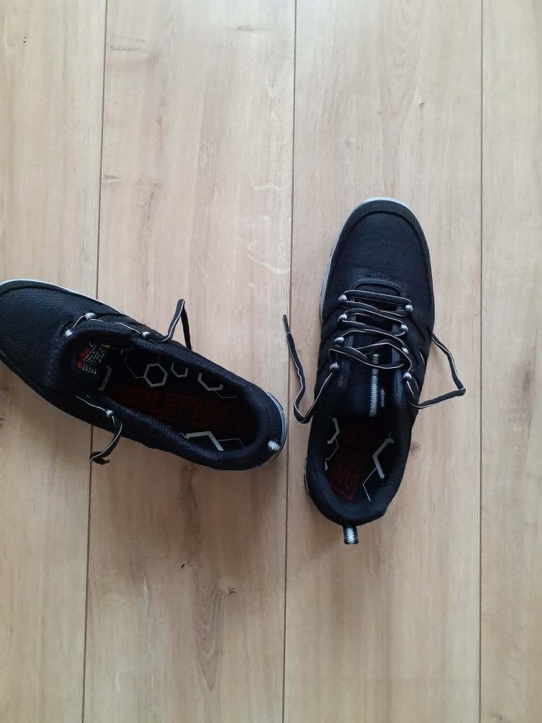 Werkschoenen mt 43, Doe-het-zelf en Bouw, Veiligheidskleding, Ophalen of Verzenden, Nieuw