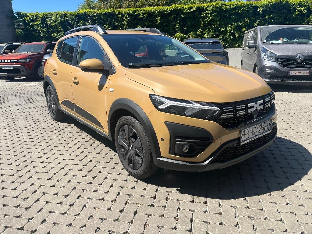 Dacia Sandero Stepway TCE 90 Expression, Auto's, Stof, Geel, 5 deurs, SUV of Terreinwagen