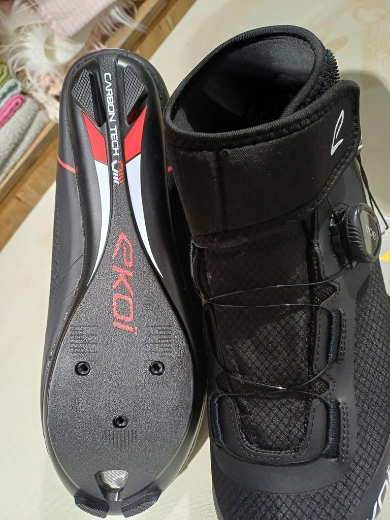 Chaussure vélo/vtt, Fietsen en Brommers, Fietsaccessoires | Fietskleding, Ophalen of Verzenden, Schoenen