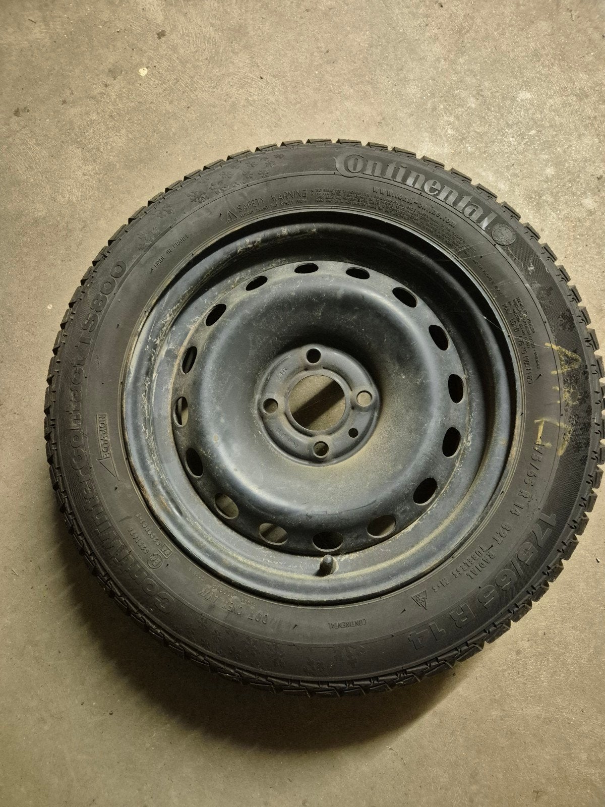 4 Jantes tôle 4x100 14" avec Pneus Hiver Continental 175/65, Autos : Pièces & Accessoires, 14 pouces, Pneus hiver, Pneu(s), Enlèvement