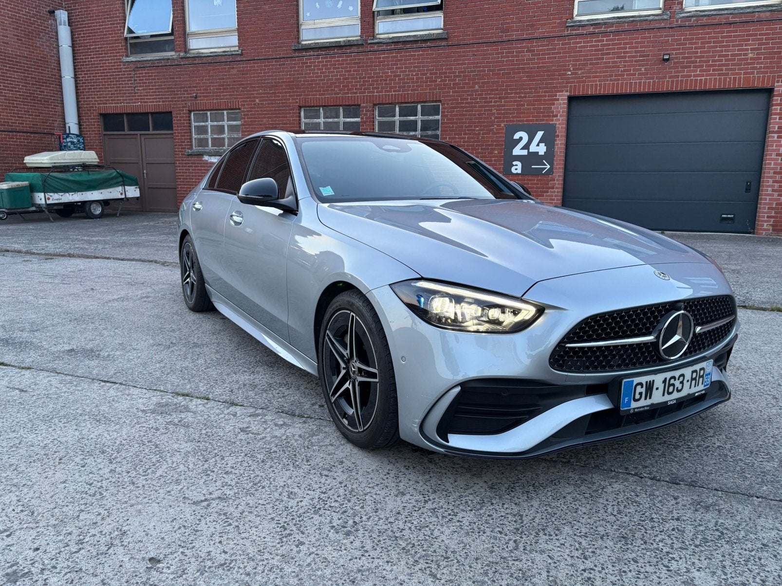 MERCEDES-BENZ C 220 D 4MATIC AMG LINE hybride complète ! ! !, Autos, Cuir, Argent ou Gris, Entreprise, Carnet d'entretien