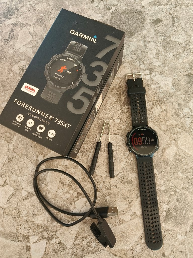 Garmin Forerunner 735XT – Topstaat –, Enlèvement ou Envoi, Comme neuf, Noir