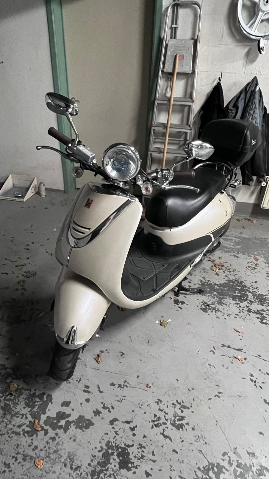 Sym Allo scooter 50cc 2010 4000km, Allo, 49 cm³, Classe B (45 km/h), Enlèvement
