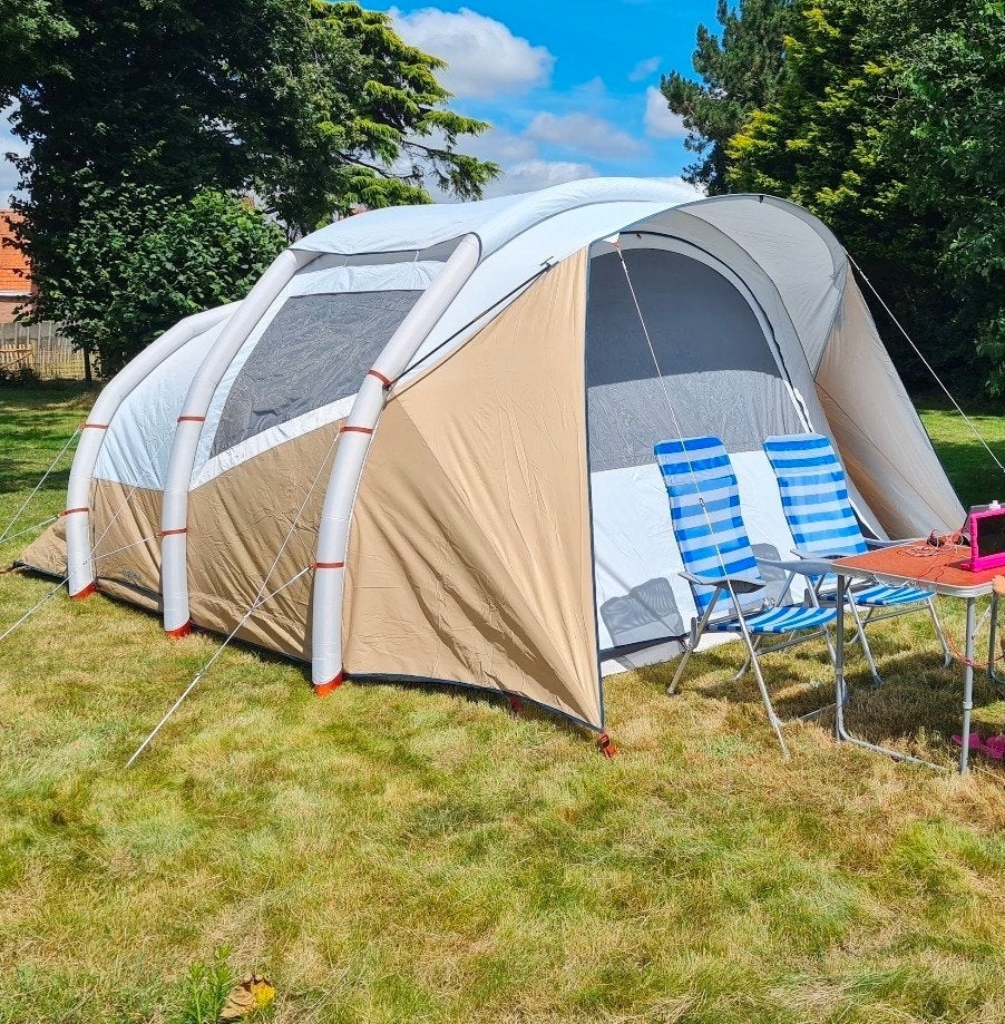 Opblaasbare kampeertent 5 personen 2 slaapruimtes, Caravans en Kamperen, Ophalen, Zo goed als nieuw, Tot en met 5