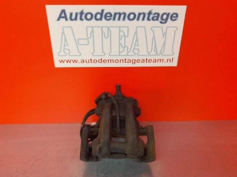 REMKLAUW RECHTS ACHTER ABS BMW 4 serie (F32), Robert Bosch AG, Gebruikt, BMW, Robert-Bosch-Allee 1
74232  Abstatt, DE