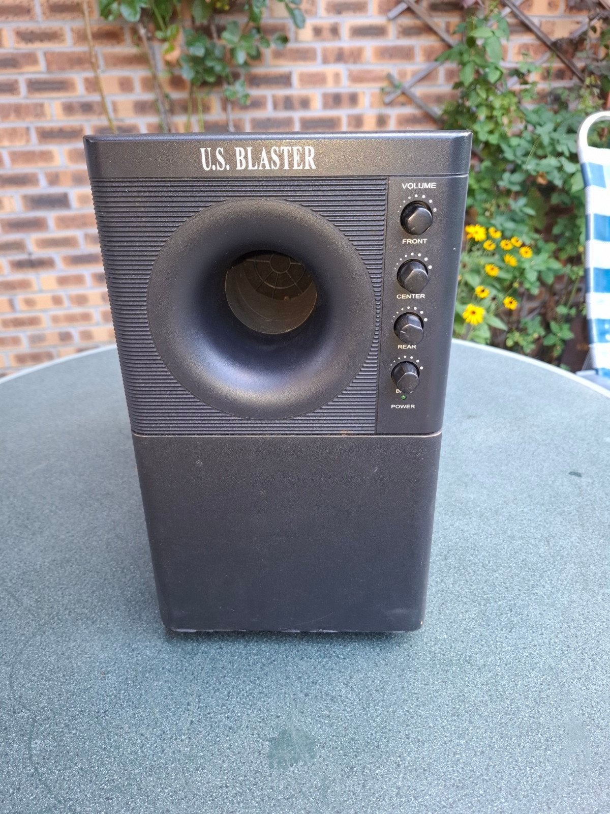subwoofer us blaester, Ophalen, Subwoofer
