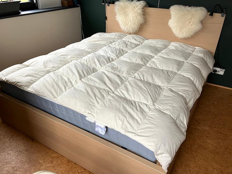 Super Edredon duvet d'oie 200x200cm, Comme neuf, Enlèvement, Couverture ou Couette, Blanc