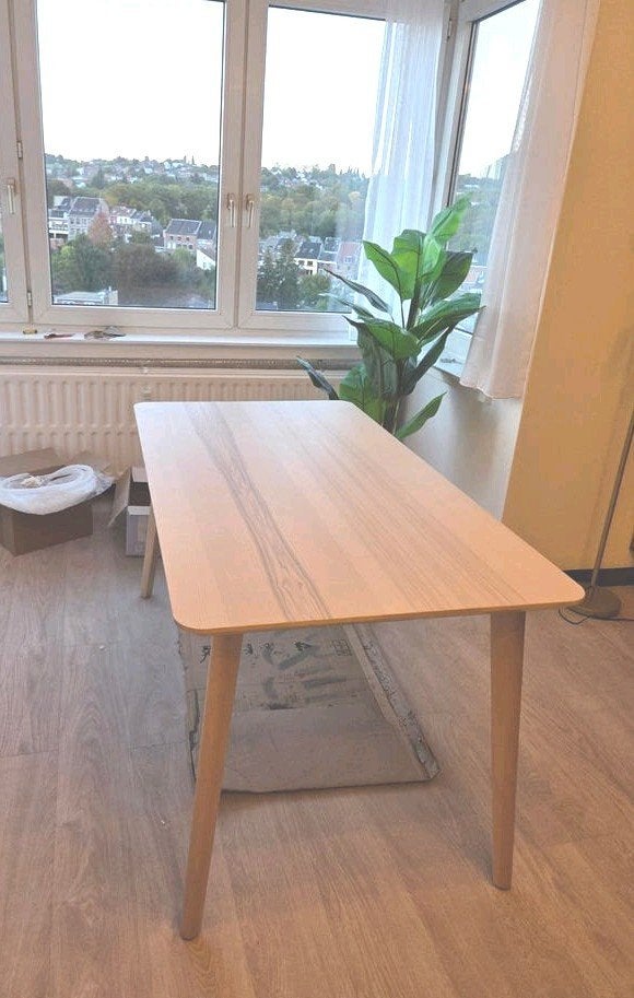 Belle table à manger élégante 140x78 cm, Maison & Meubles, 100 à 150 cm, Quatre personnes, Comme neuf, Enlèvement