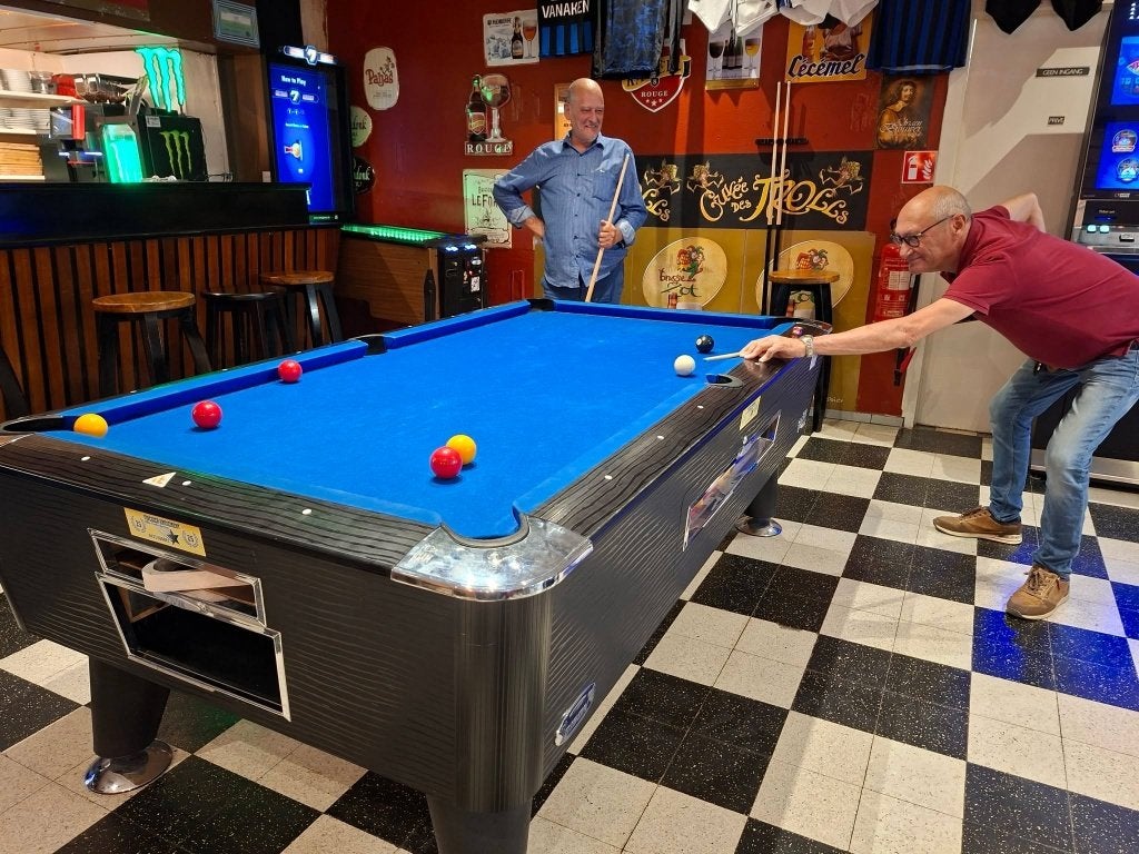 Nieuwe en gebruikte poolbiljarts., Enlèvement, Comme neuf, Table de billard