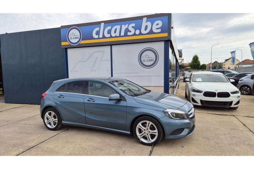 Mercedes-Benz A-Klasse 180 1.6Benzine/Leder/Navi/Camera/Bt/A, Auto's, Mercedes-Benz, 90 kW, 122 pk, Gebruikt, Overige kleuren