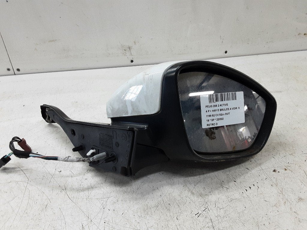 SPIEGEL RECHTS Peugeot 208 I (CA / CC / CK / CL), Gebruikt, Mevr. I. Hauben, Rue de l'Espoir 34 34
4030  GRIVEGNÉE, BE, Info@Collignon.be