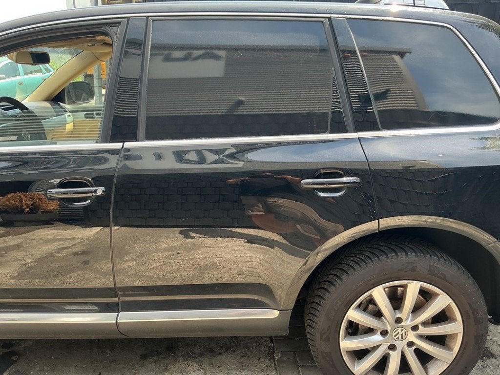PORTIER LINKS ACHTER Touareg (7LA / 7L6) (|7L0833055M|), Gebruikt, Volkswagen AG, Kundenbetreuung@volkswagen.de, Achter