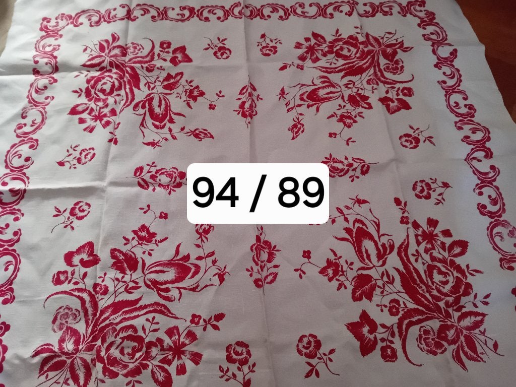 Petite Nappe vintage en coton, Maison & Meubles, Nappe, Enlèvement ou Envoi, Lavable, Coton