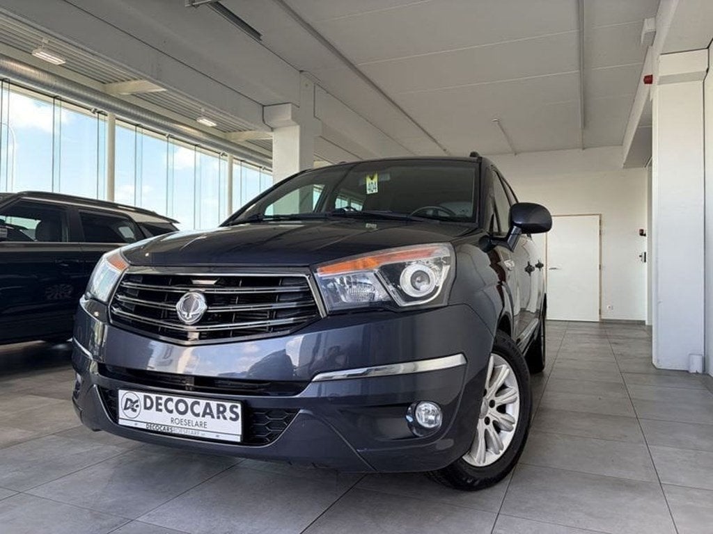 SsangYong Rodius Lichte Vracht 5 Zit Plaatsen / Zetelverwar, Auto's, SsangYong, Euro 5, Blauw, 155 pk, Parkeersensor