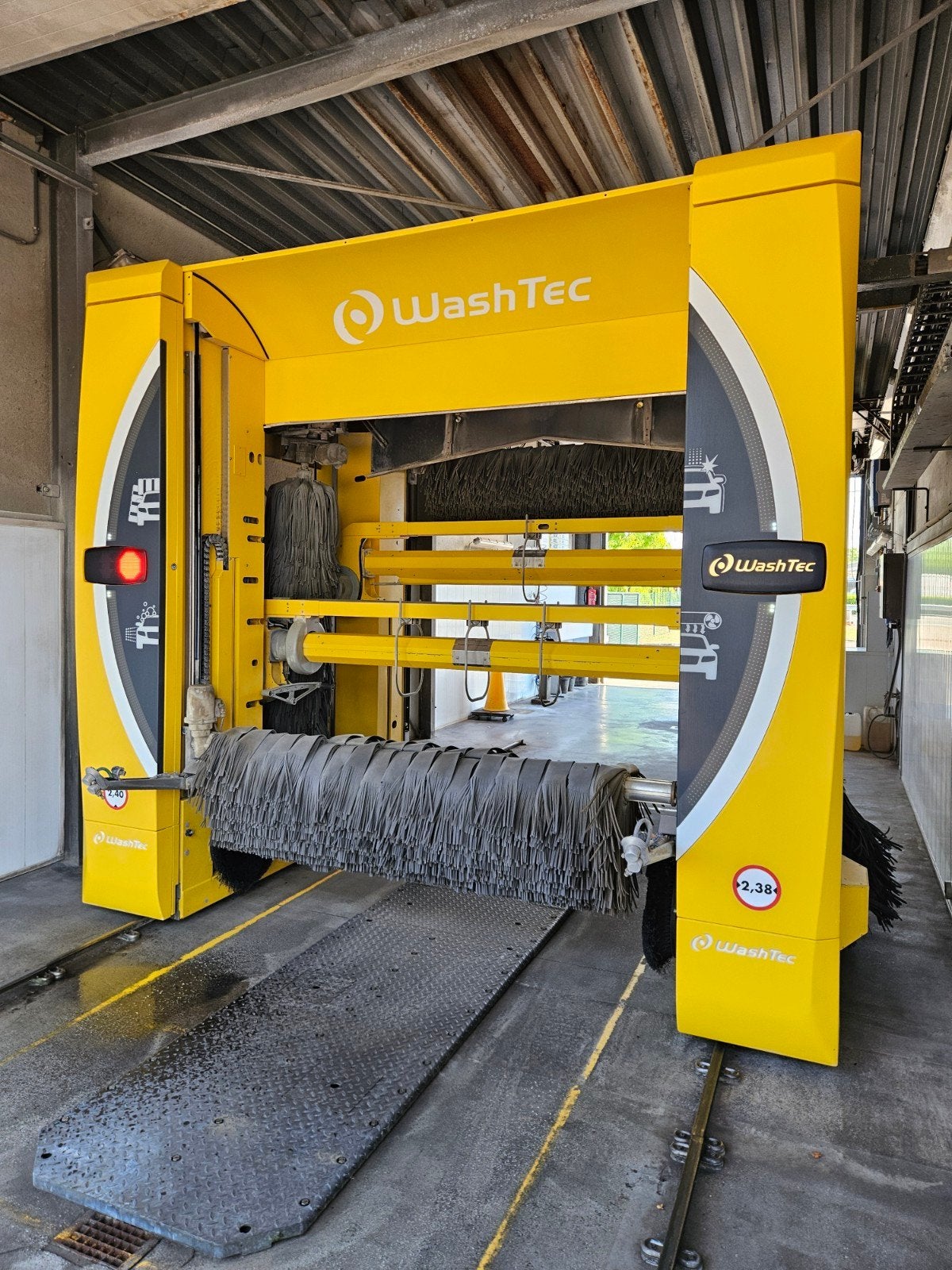 Carwash, Portique de lavage voiture washtec, Articles professionnels, Machines & Construction | Entretien & Nettoyage, Enlèvement