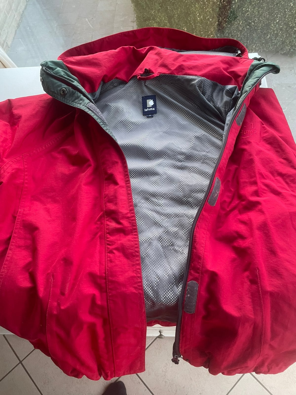 Regenjas Lafuma maat S, Caravanes & Camping, Enlèvement ou Envoi, Comme neuf, Imperméable