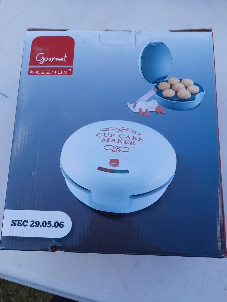 MACHINE À CUPCAKES pour 7 pièces KEENOX NEUF*PAS UTILISé*, Enlèvement, Neuf