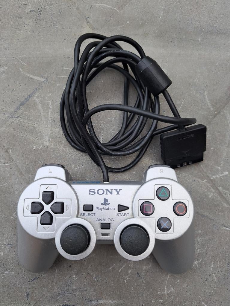 Manette playstation 2. État excellent !  Rendez-vous Bruxell, Consoles de jeu & Jeux vidéo, Consoles de jeu | Sony Consoles | Accessoires
