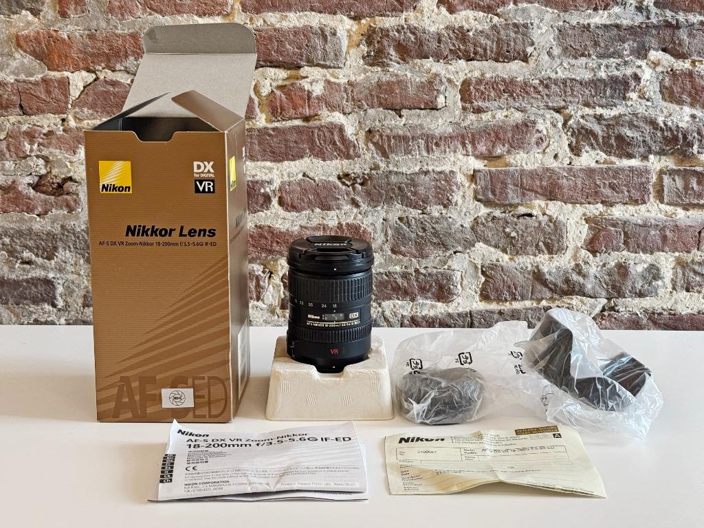 Nikon AF-S DX VR 18-200mm f/3.5-5.6G IF-ED – Nikkor (DX), Ophalen, Gebruikt, Telelens