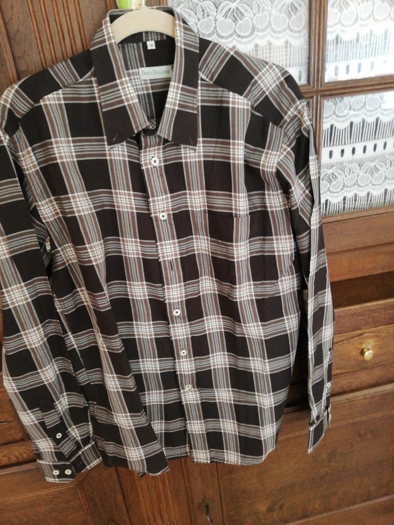 Chemise homme Dino Baldini. Taille M. Neuve., Enlèvement ou Envoi, Comme neuf
