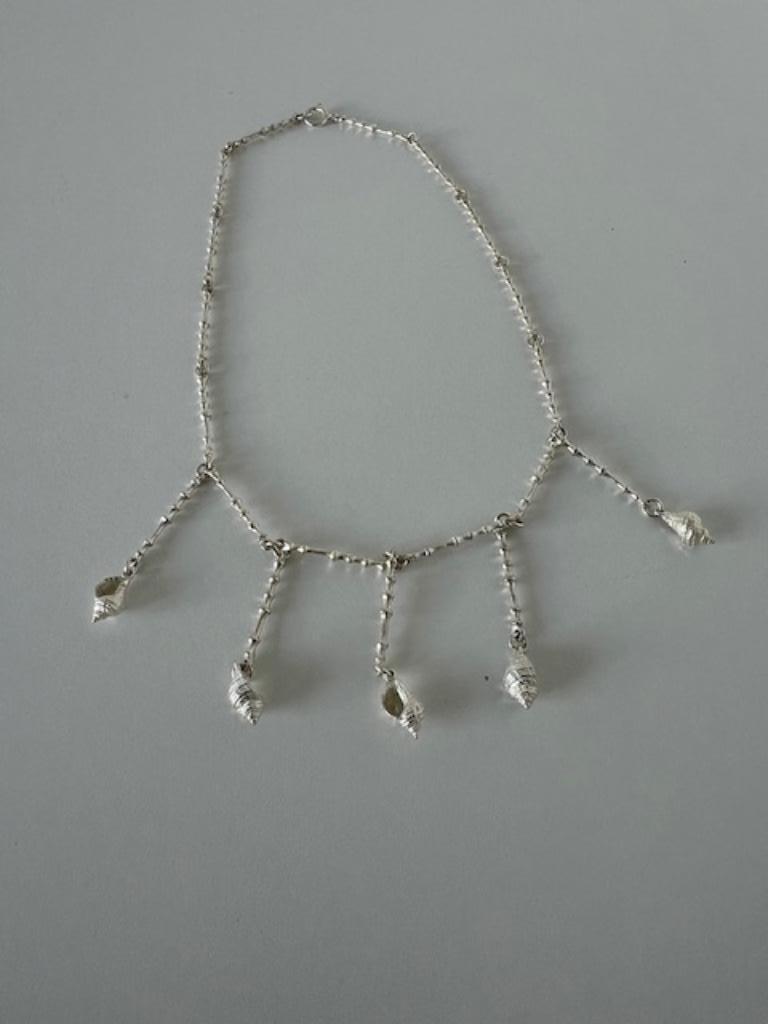 Collier, Neuf, Enlèvement ou Envoi, Avec pendentif, Autres matériaux