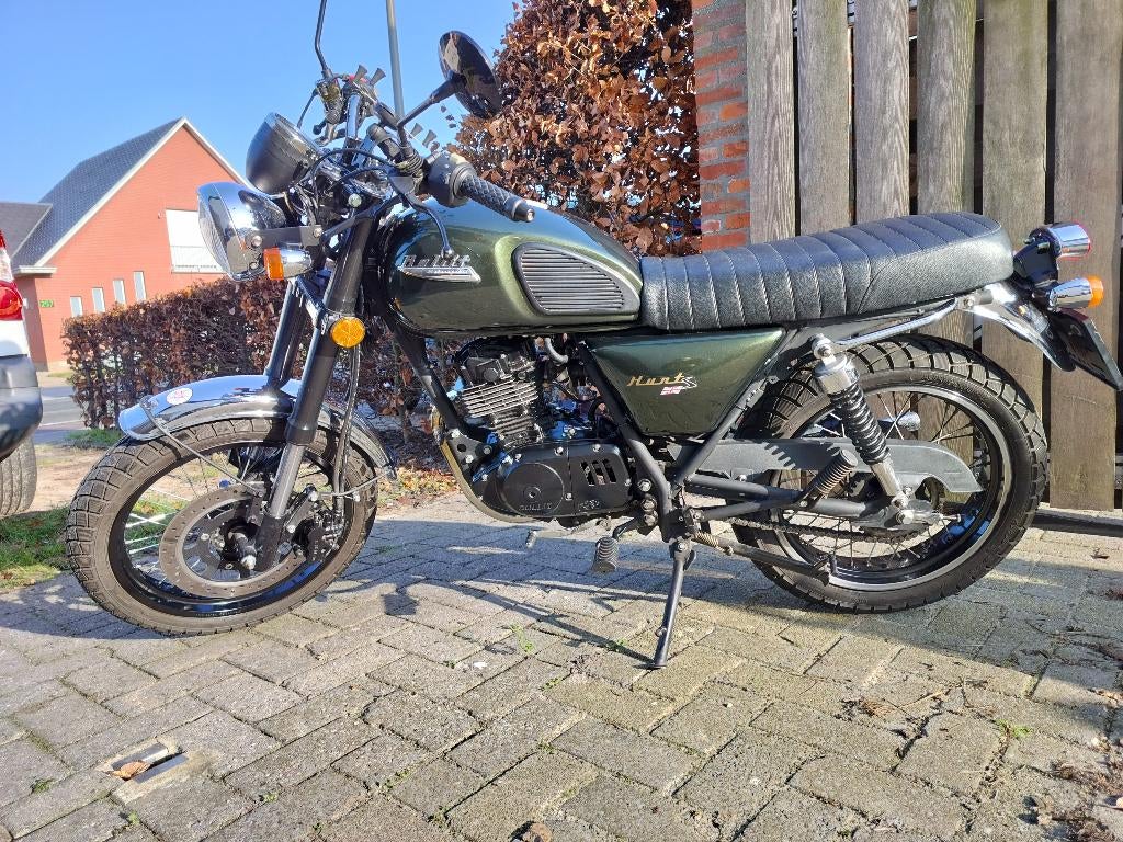 Bullit Hunt S 125 cc Britisch green retro, Motoren, Particulier, 125 cc, Overig, 11 kW of minder