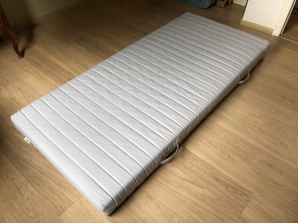 Matras eenpersoonsbed Ikea, Huis en Inrichting, Ophalen, Zo goed als nieuw, Matras