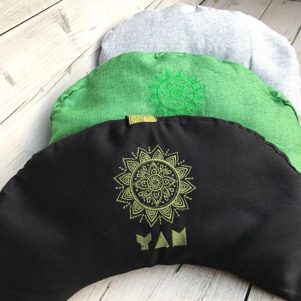 Niet gevulde Meditatie kussens 25 x halve maan en 15x rond, Ophalen, Nieuw, Yoga-accessoire