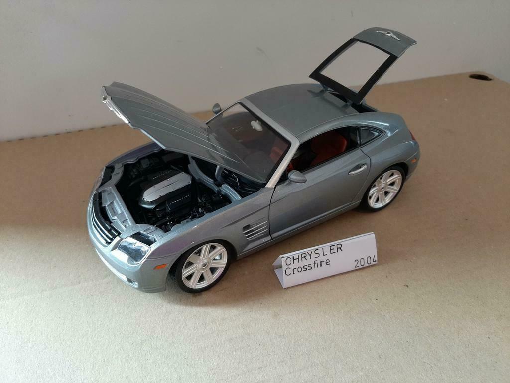 Chrysler Crossfire 2004 Burago sans boite, Enlèvement ou Envoi, Comme neuf
