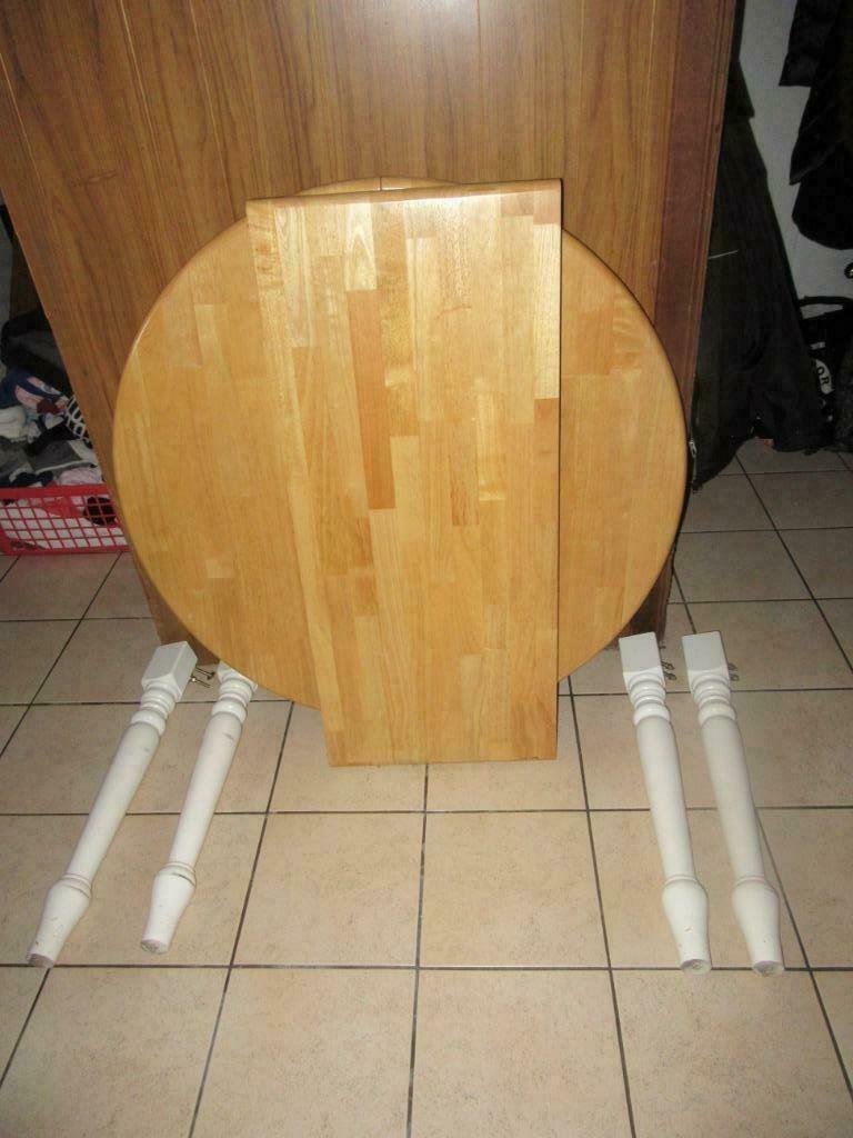 Een Keukentafel te koop, Maison & Meubles, Tables | Tables à manger, Comme neuf, Enlèvement