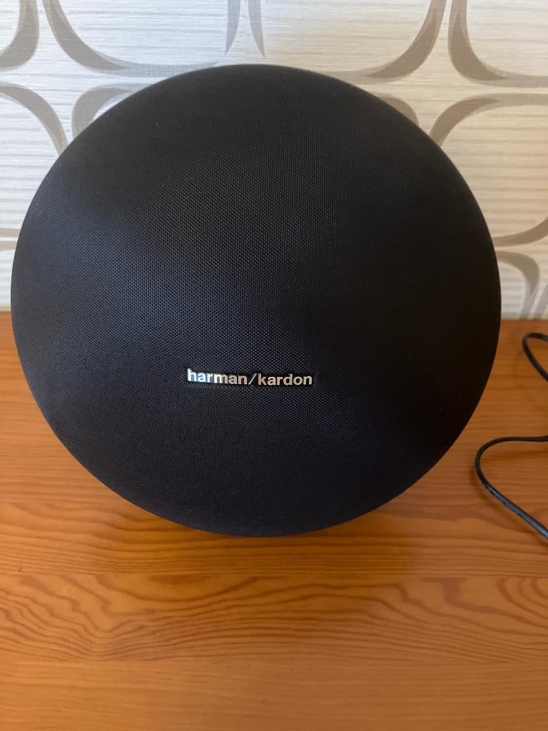 Harman/ kardon luidspreker, Enlèvement