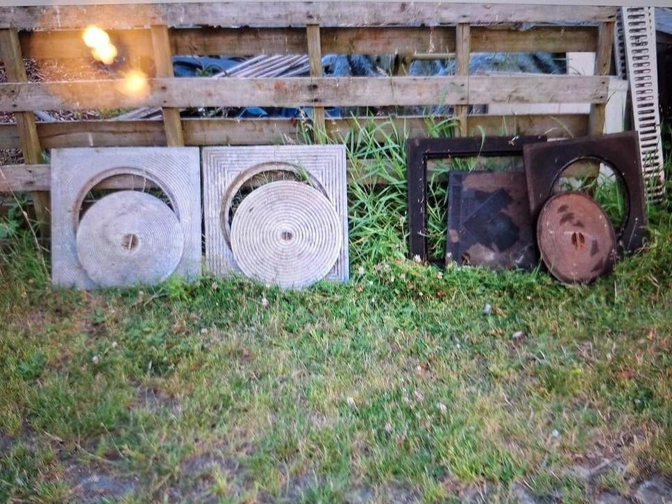 Putdeksels verschillende soorten en maten, Doe-het-zelf en Bouw, Buizen en Afvoer, Ophalen, Aluminium