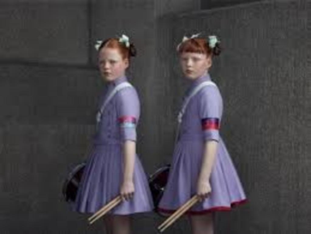 Erwin Olaf - Indochine, Boeken, Ophalen of Verzenden, Nieuw, Fotografen