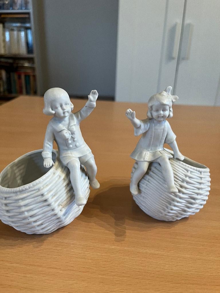 Beeldjes in biscuit, Ophalen