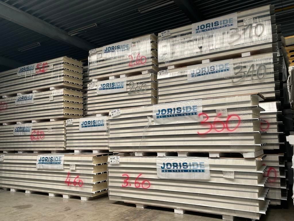 Ecco dak 10cm € 33 /m2. Exc. btw, Doe-het-zelf en Bouw, Dakpannen en Dakbedekking, Nieuw, Dakplaat of Dakpanplaat, Metaal, Rood