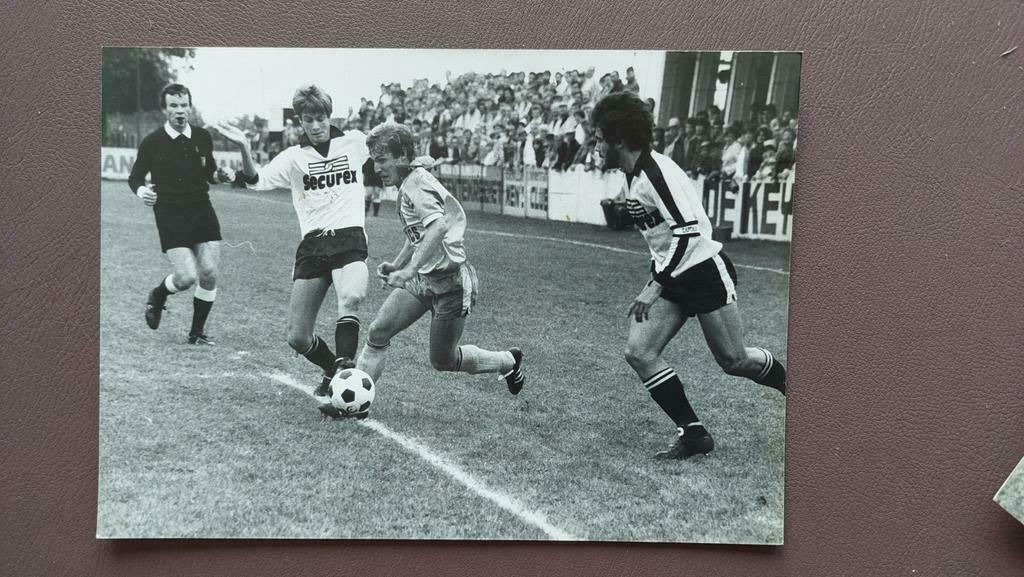 Vieilles vraies photos de football., Collections, Enlèvement ou Envoi, Comme neuf, Photo
