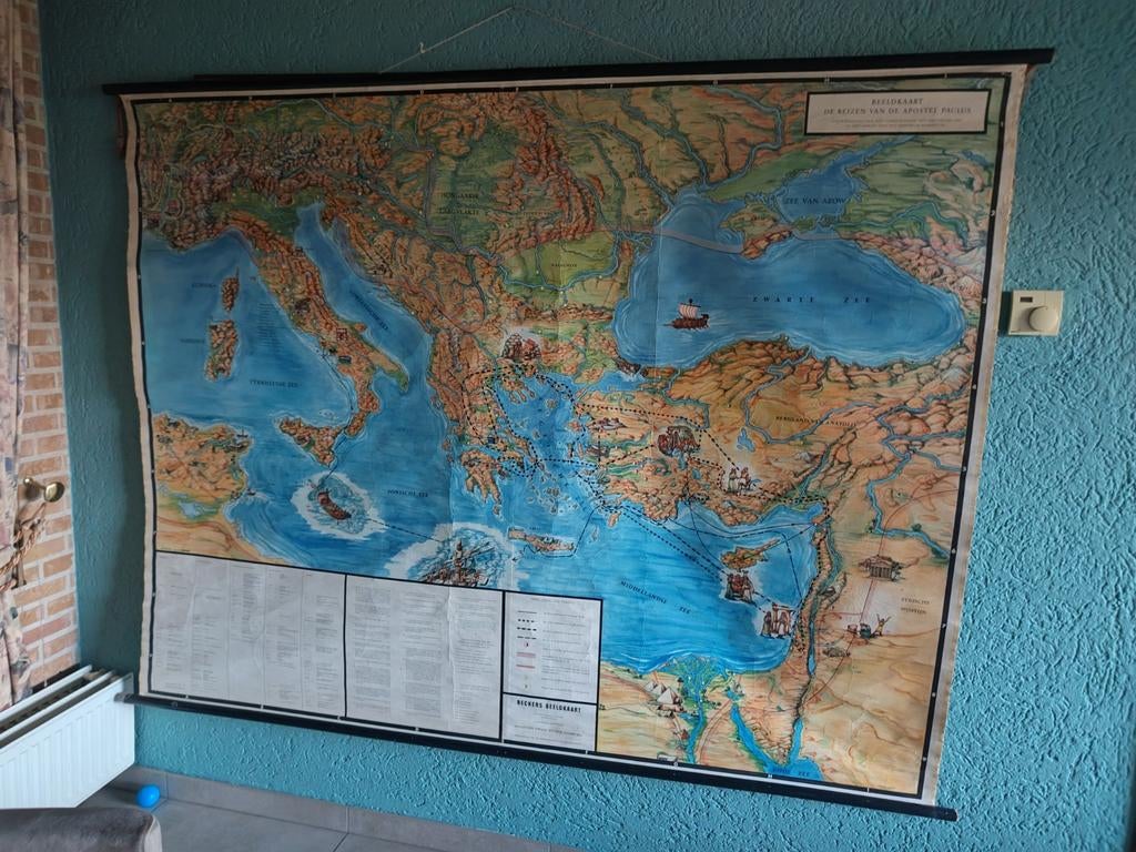 Grote kaart de reizen van de apostel Paulus, Ophalen