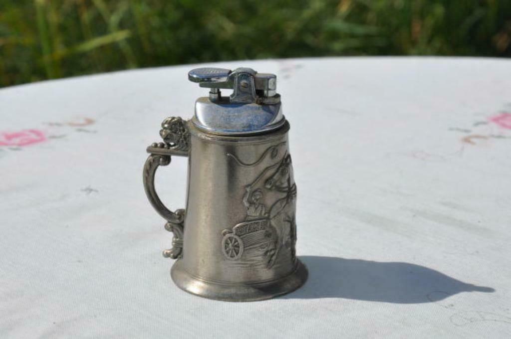 §  briquet chope decor char romain, Enlèvement ou Envoi, Utilisé, Briquet