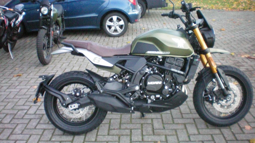 Moto Morini Seiemezzo SCR, Motoren, Bedrijf, Meer dan 35 kW, LED Verlichting, 2 cilinders