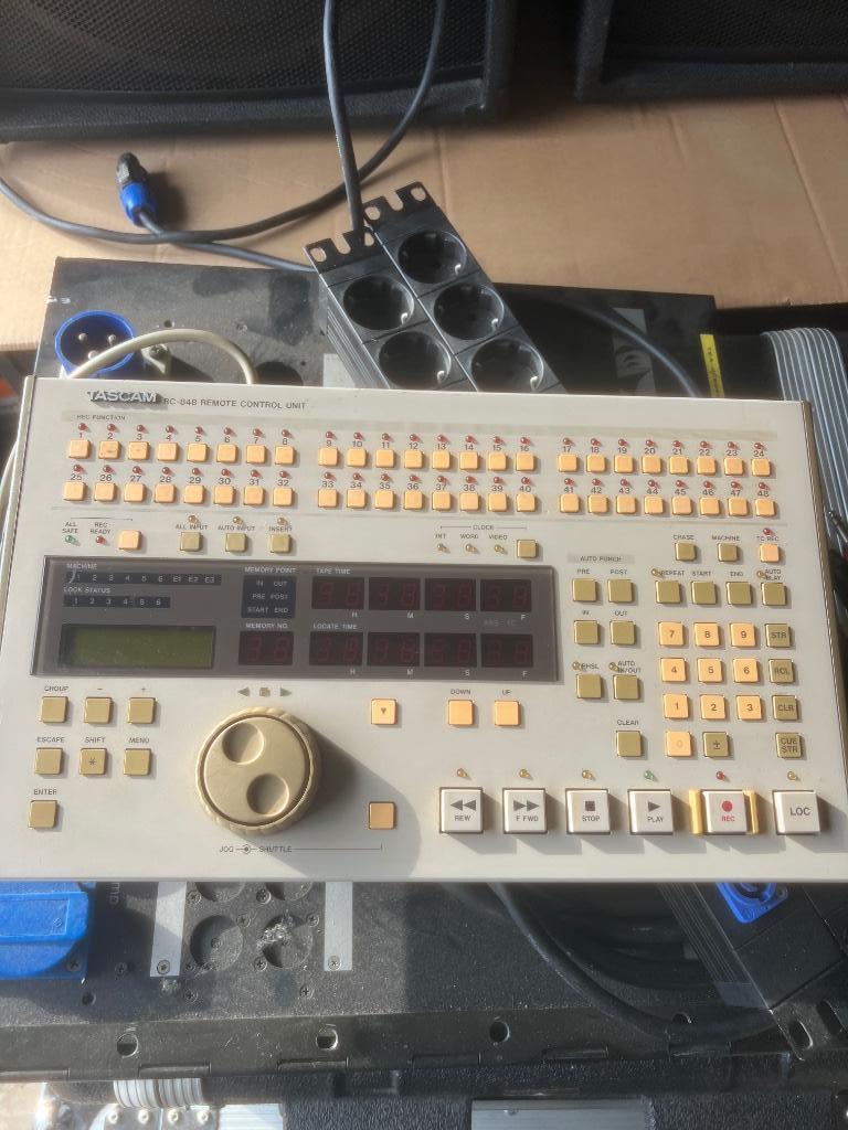 Tascam RC-848 remote control unit, Enlèvement, Neuf, Originale
