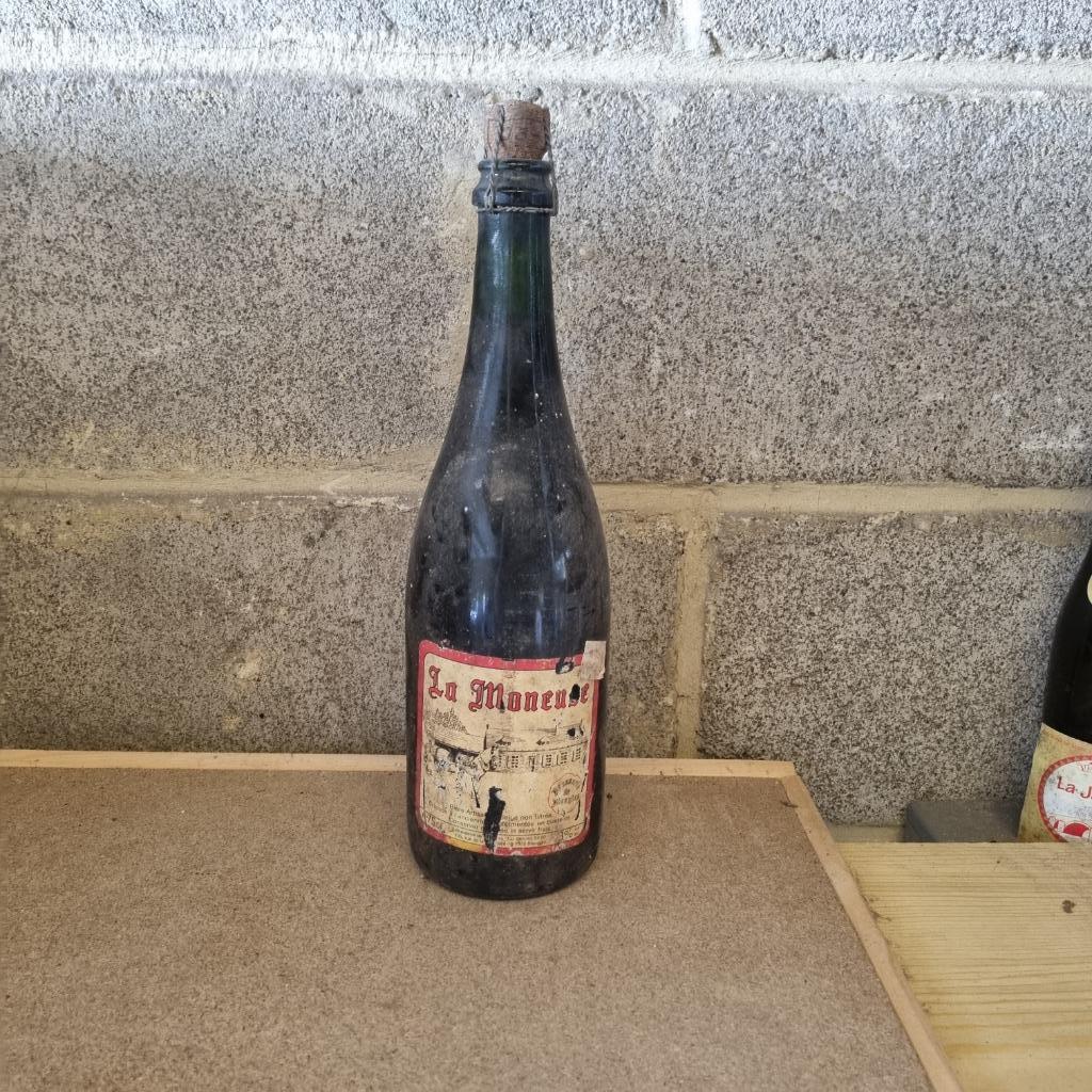 Bouteille de bière La Moneuse, Enlèvement, Utilisé, Bouteille(s), Autres marques