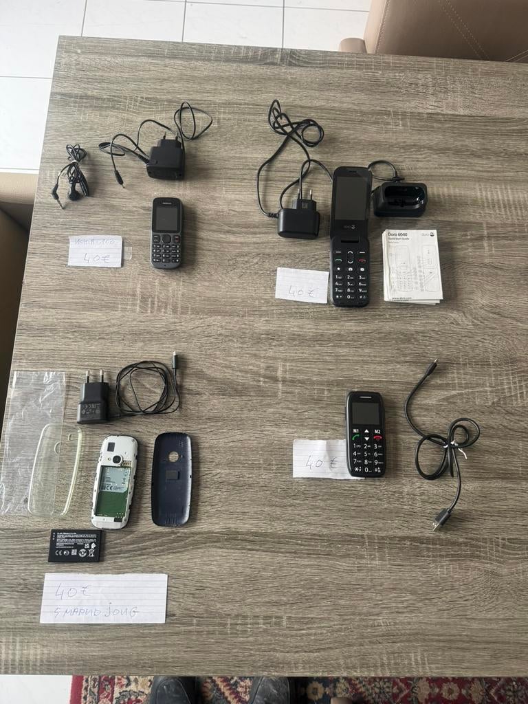 Téléphones portables Nokia et Doro., Télécoms, Enlèvement, Comme neuf