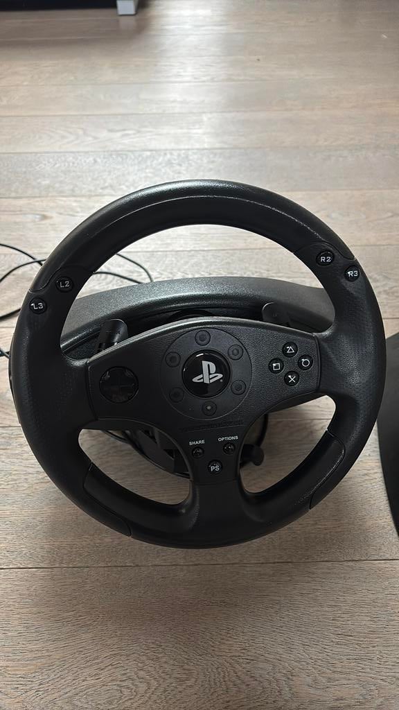 Gaming race stuur en pedalen in perfect staat!!, Games en Spelcomputers, Spelcomputers | Sony Consoles | Accessoires, Ophalen